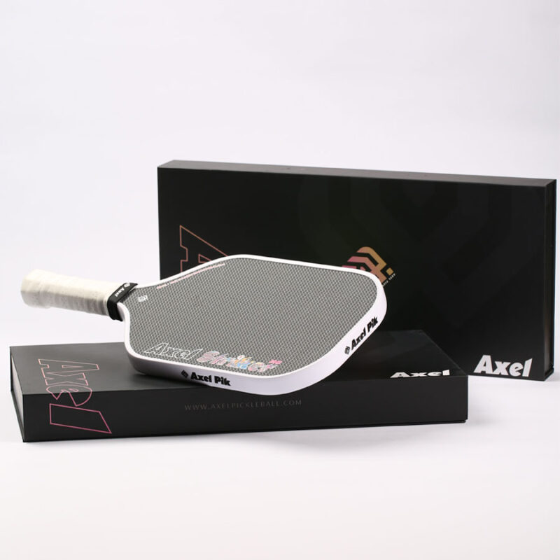 Axel Striker Pro 16mm trắng hộp ngang
