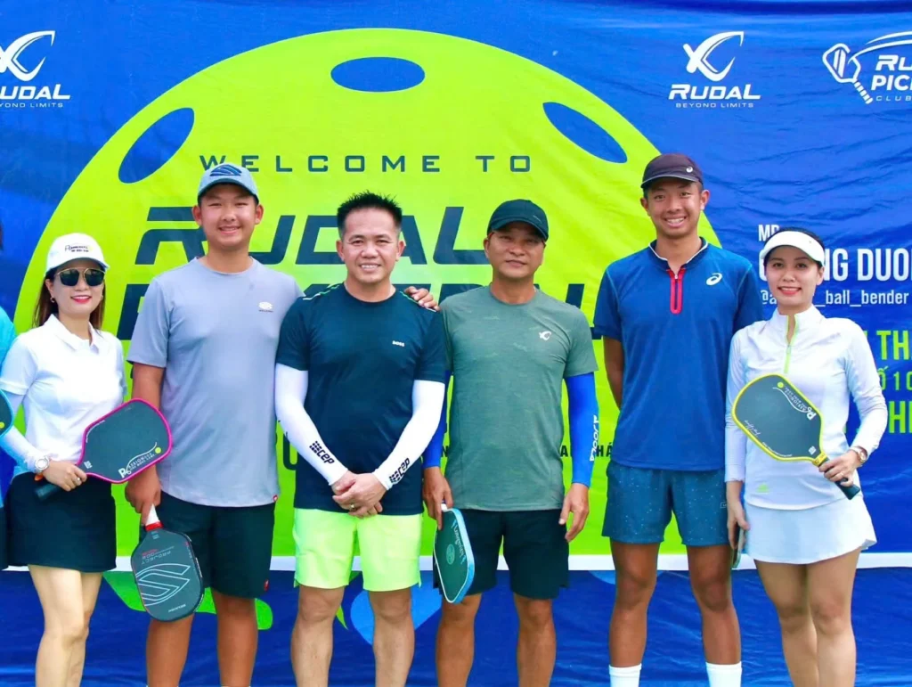 Người chơi Picklenball tại Việt Nam