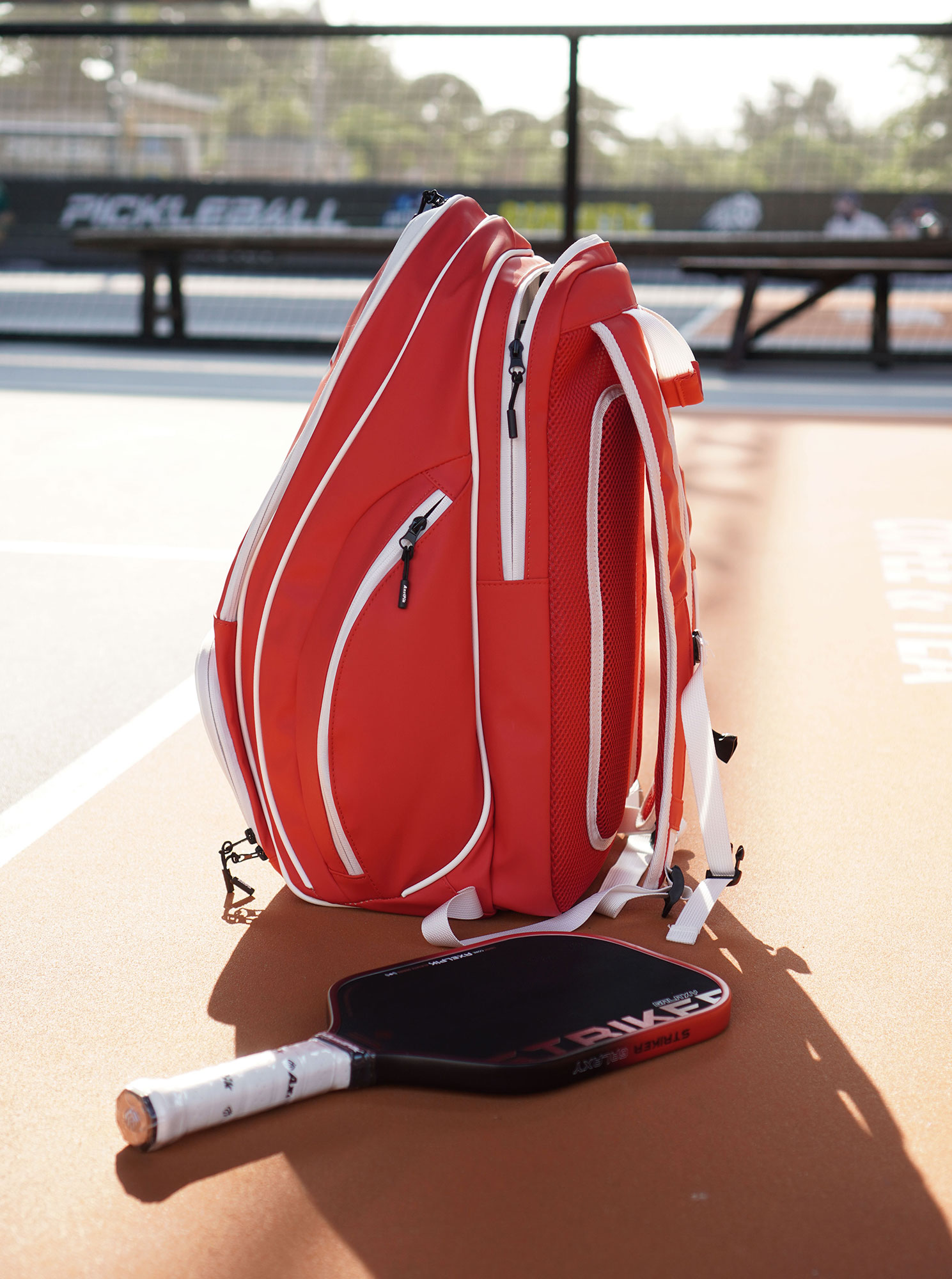 Axel Swing Bag RED- Balo thể thao chuyên dụng cho Pickleball 5 Balo thể thao Axel Swing Bag màu đỏ dành riêng cho Pickleball